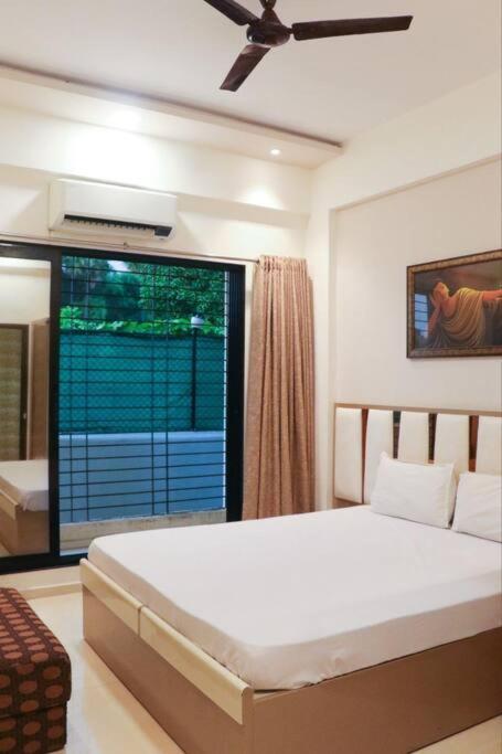 Stayhaven Aqua With Pvt Theatre & Pool Мумбай Екстериор снимка