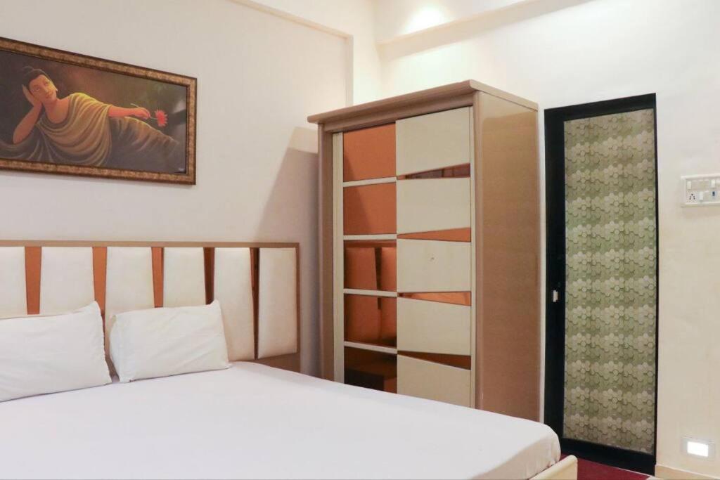 Stayhaven Aqua With Pvt Theatre & Pool Мумбай Екстериор снимка
